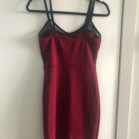 Bodycon dress with mesh cuts - Picture 2 of 2